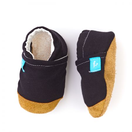  Fekete puhatalp cip 40-es